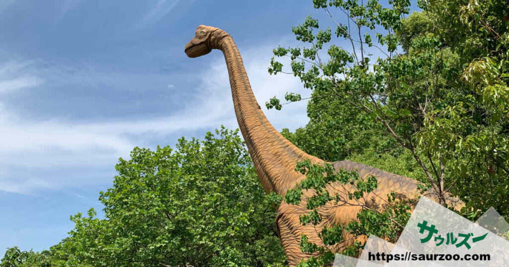 圧倒的な大きさ：ブラキオサウルスの体格と他の恐竜との比較